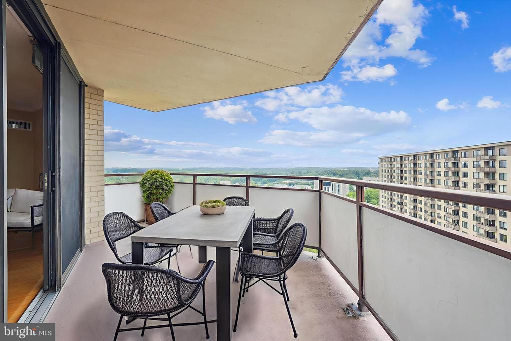 5225 POOKS HILL ROAD Unit: 1701N