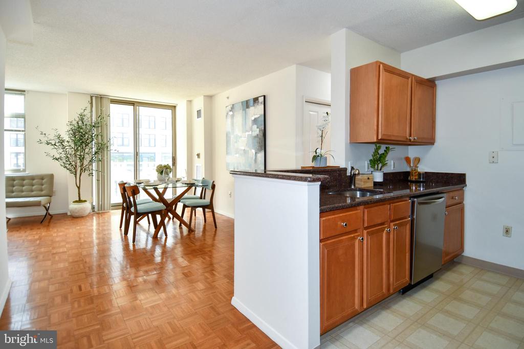 7111 WOODMONT AVENUE Unit: 701
