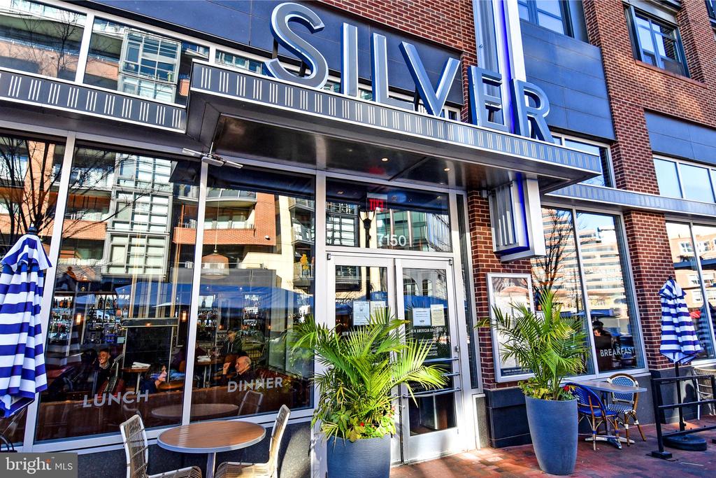 7111 WOODMONT AVENUE Unit: 701