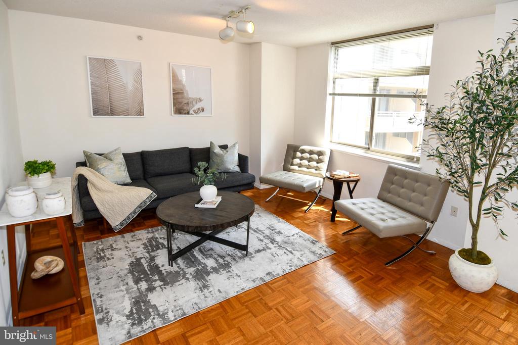 7111 WOODMONT AVENUE Unit: 701