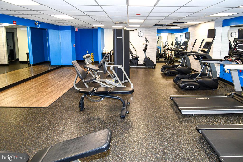7111 WOODMONT AVENUE Unit: 701