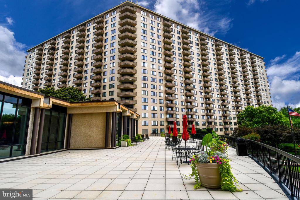 5225 POOKS HILL ROAD Unit: 222N