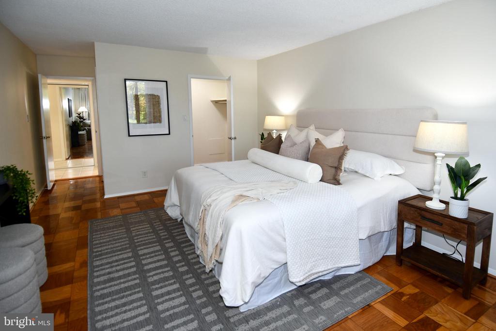 5225 POOKS HILL ROAD Unit: 222N