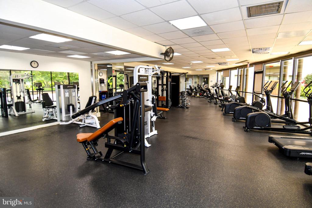 5225 POOKS HILL ROAD Unit: 222N