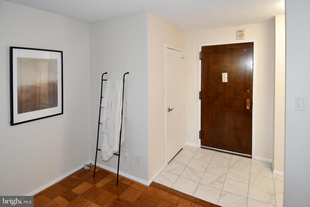 5225 POOKS HILL ROAD Unit: 222N