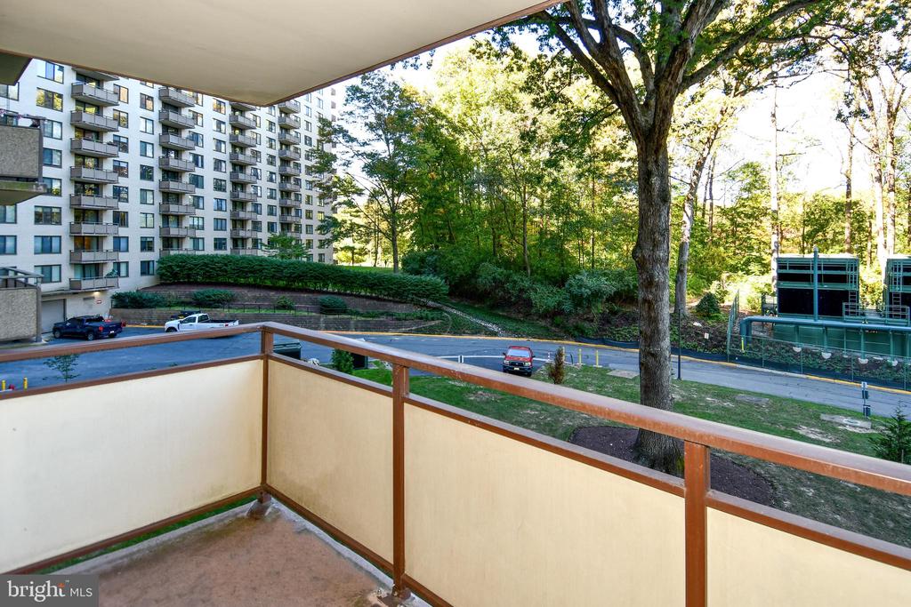 5225 POOKS HILL ROAD Unit: 222N