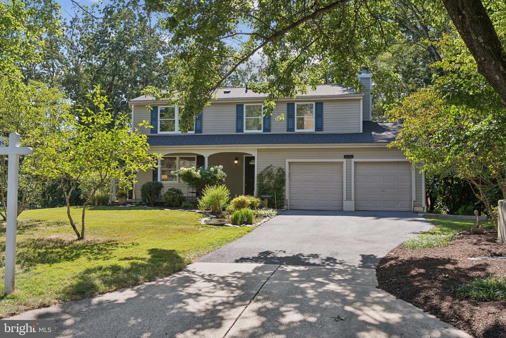 14 NEWBURY COURT