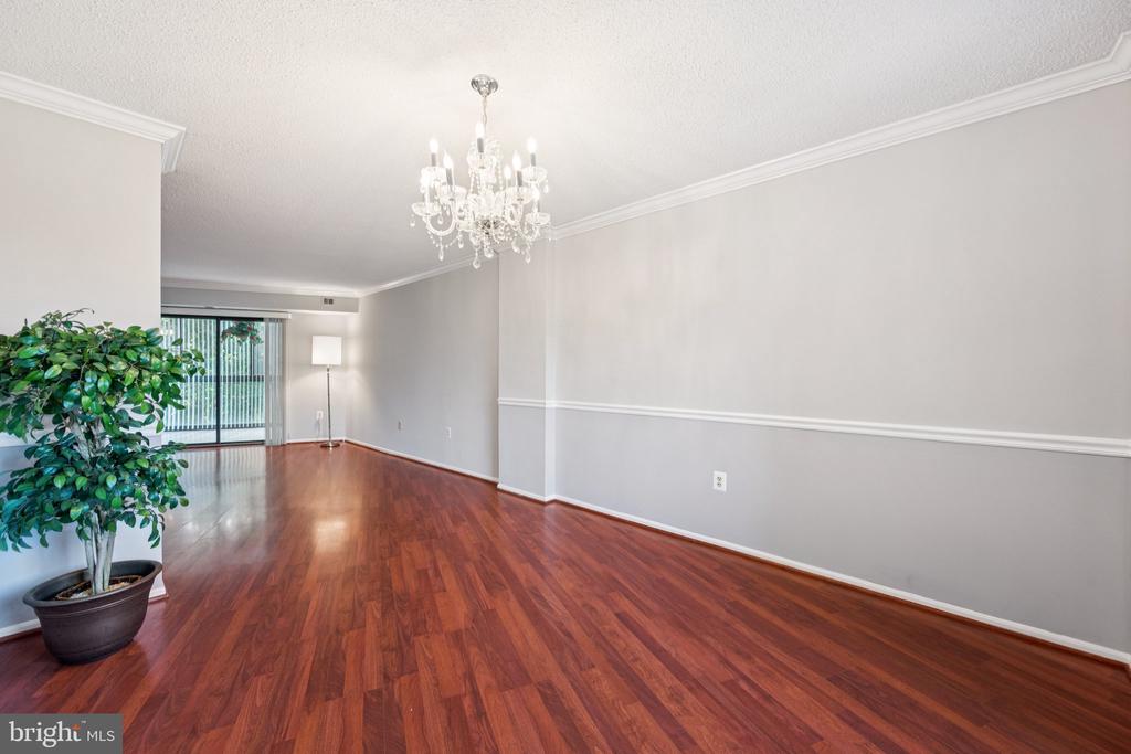 15115 INTERLACHEN DRIVE Unit: 3-626