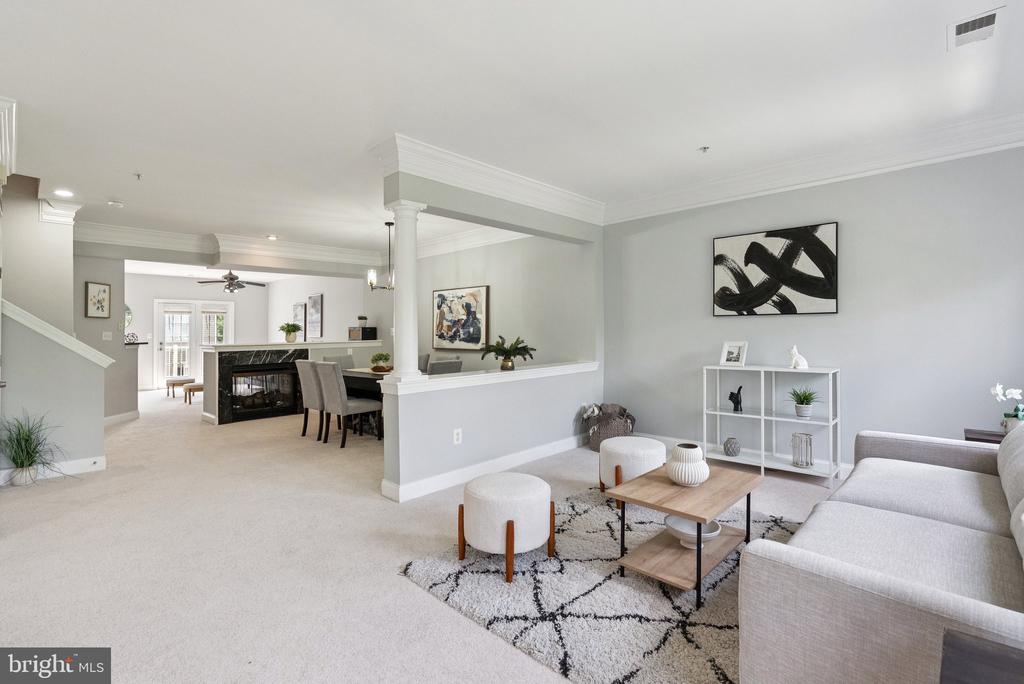 944 ORCHARD RIDGE DRIVE Unit: 200