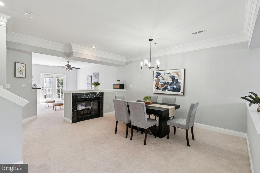 944 ORCHARD RIDGE DRIVE Unit: 200