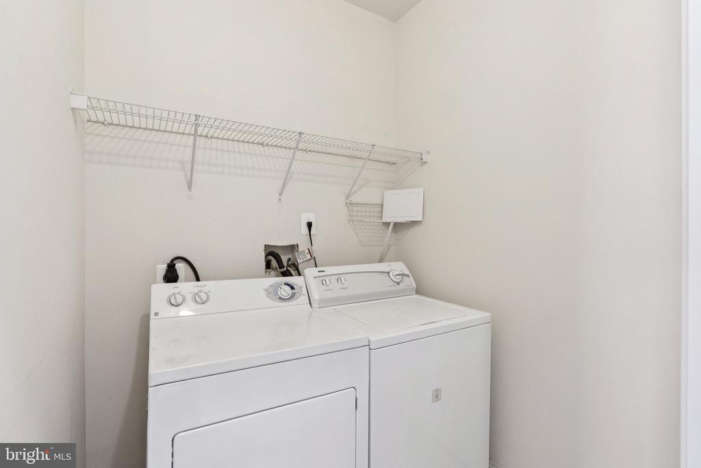 944 ORCHARD RIDGE DRIVE Unit: 200