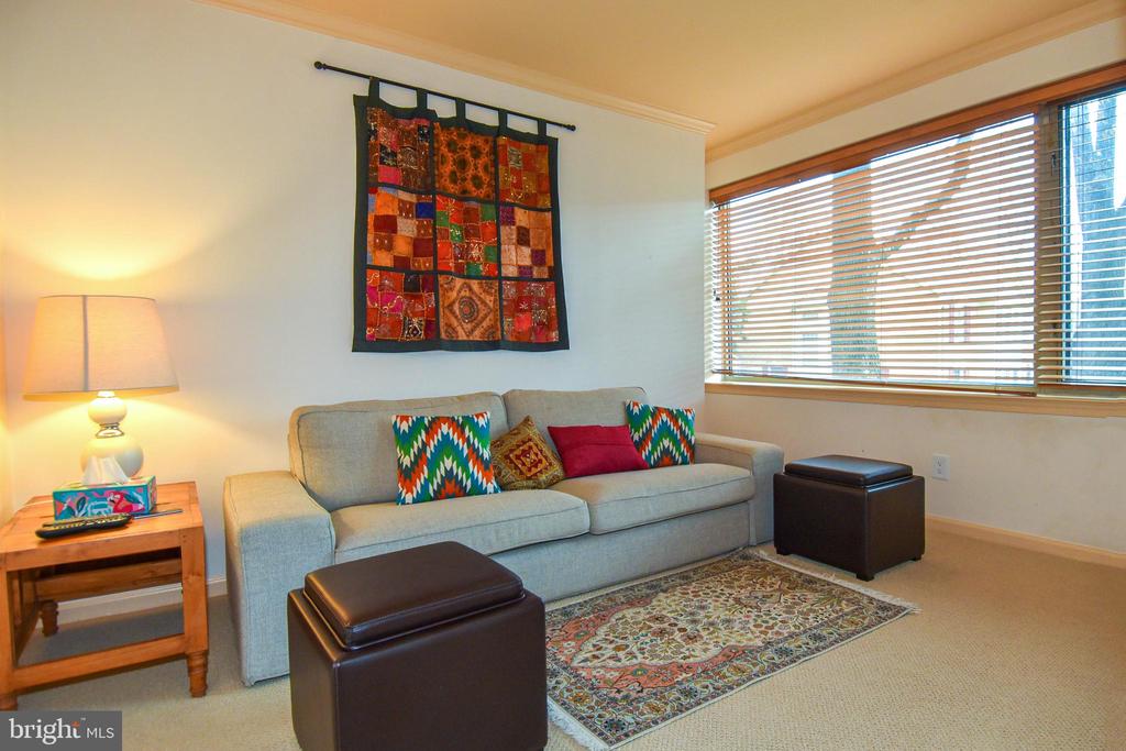 5450 WHITLEY PARK TERRACE Unit: 212