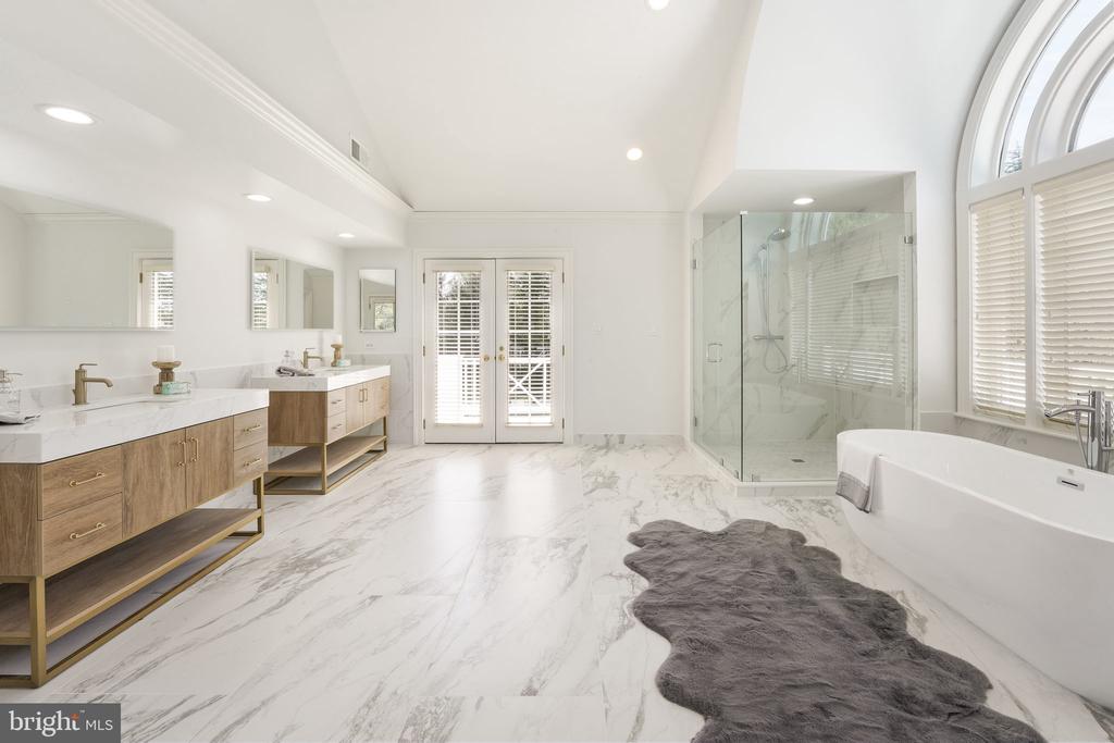 10100 NORTON ROAD