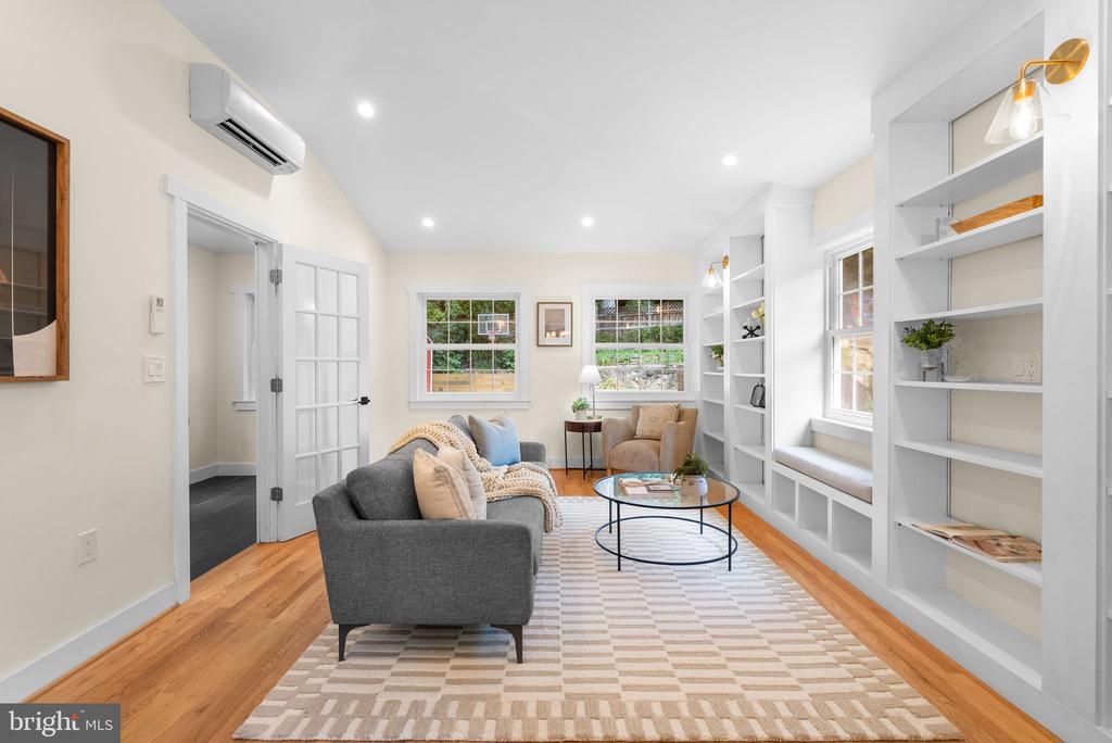 409 PENWOOD ROAD