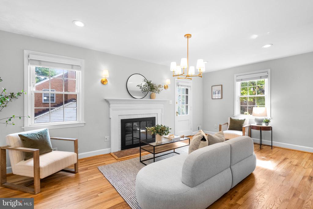409 PENWOOD ROAD