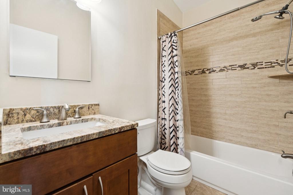 11410 CAM COURT