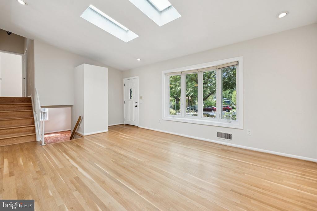 11410 CAM COURT