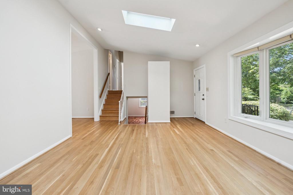 11410 CAM COURT