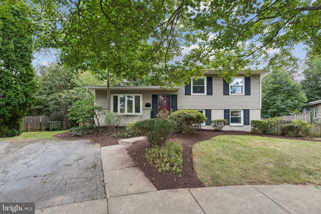 11410 CAM COURT