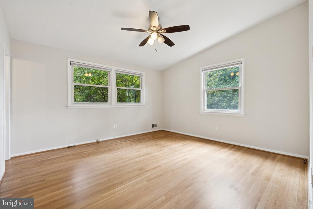 11410 CAM COURT