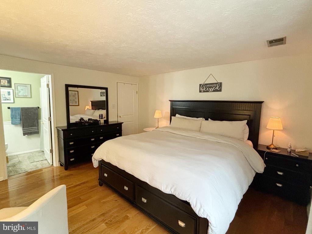 12309 SILVERGATE WAY Unit: 908-M
