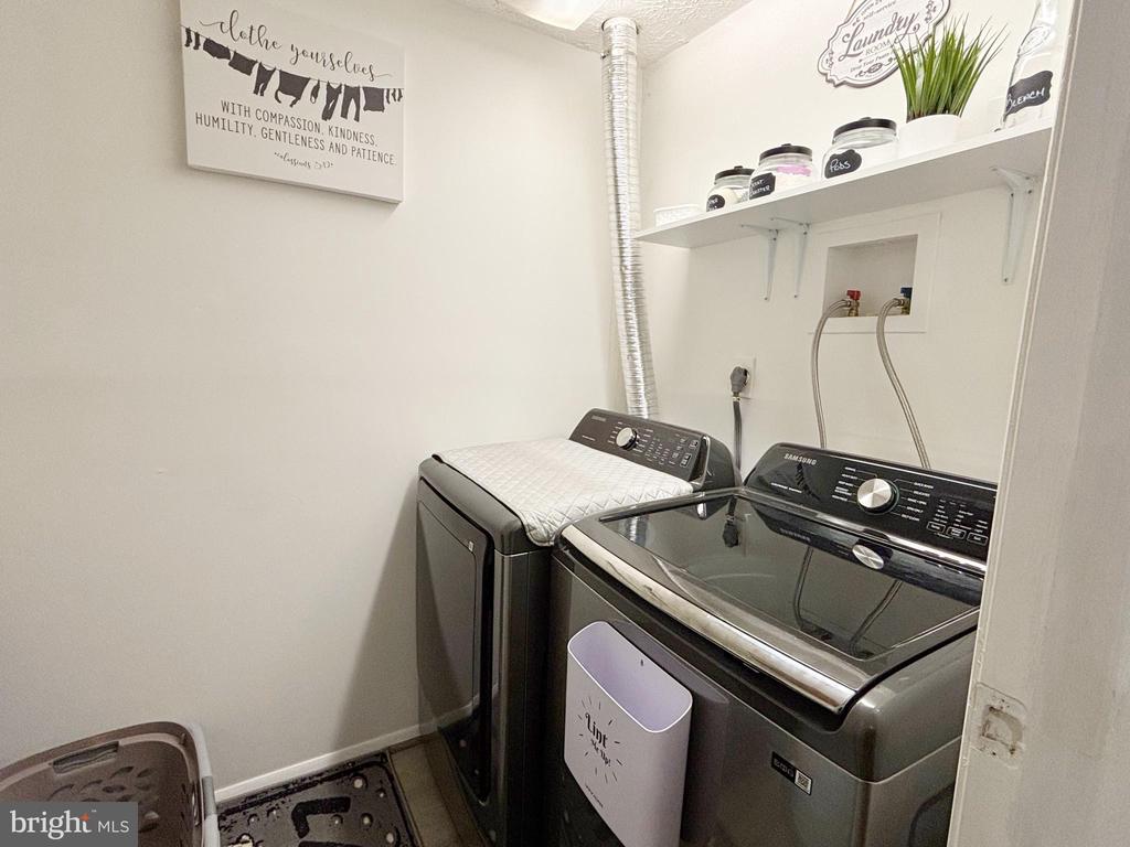 12309 SILVERGATE WAY Unit: 908-M