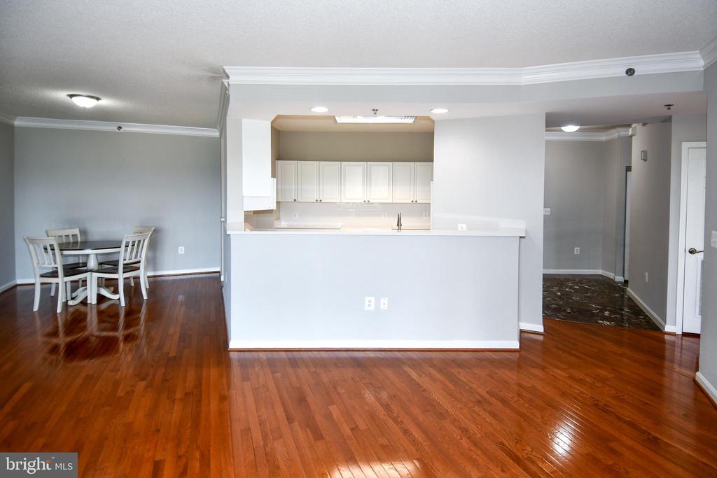 3100 N LEISURE WORLD BOULEVARD Unit: 611
