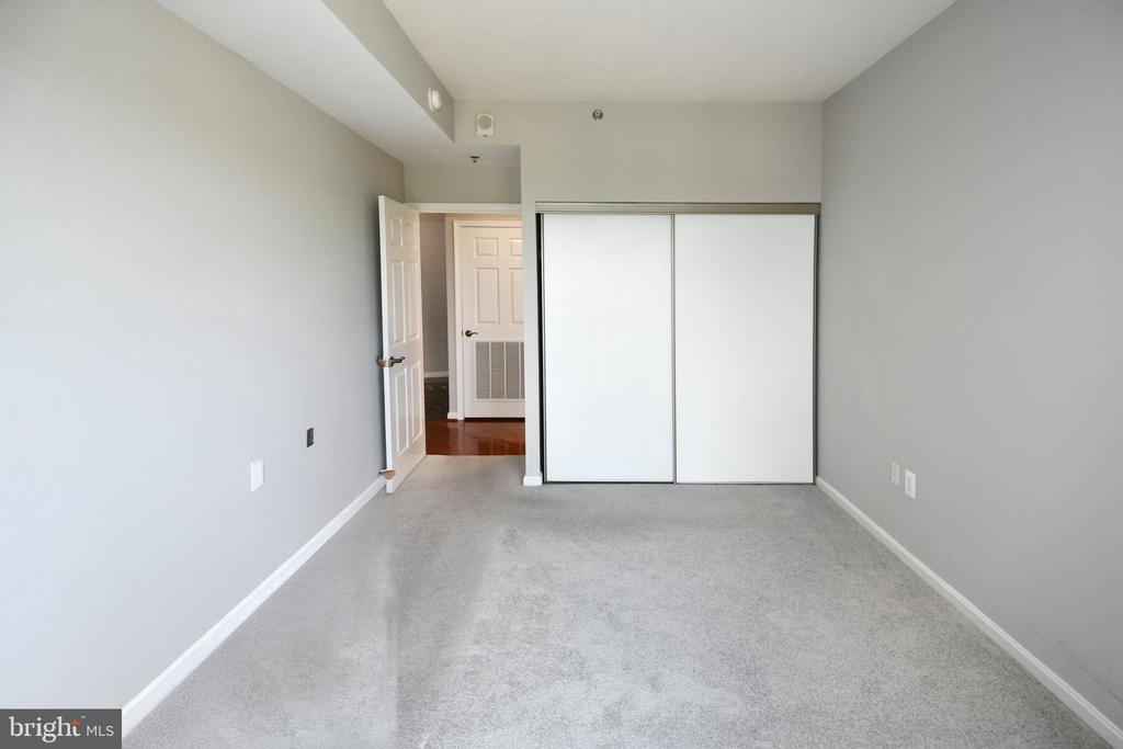 3100 N LEISURE WORLD BOULEVARD Unit: 611