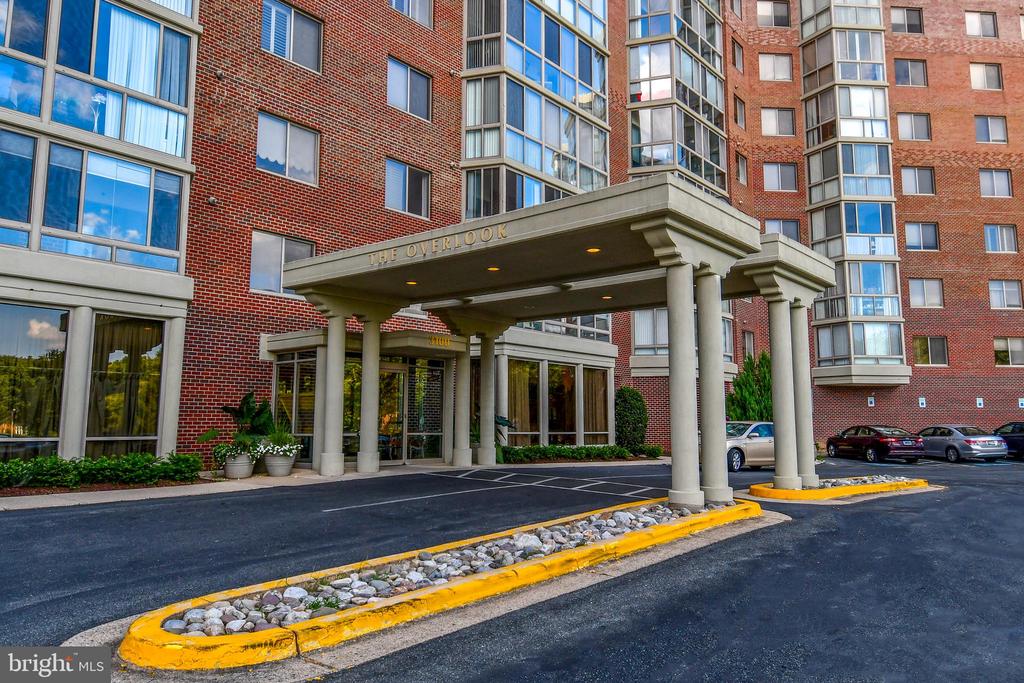 3100 N LEISURE WORLD BOULEVARD Unit: 611