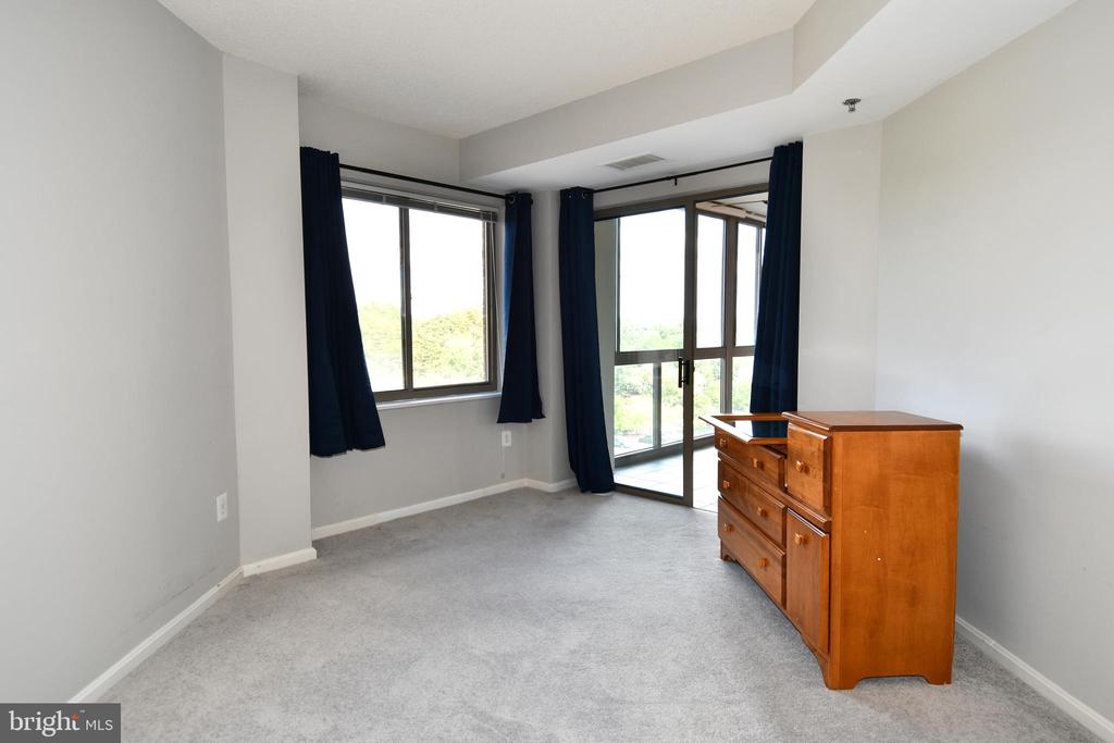 3100 N LEISURE WORLD BOULEVARD Unit: 611