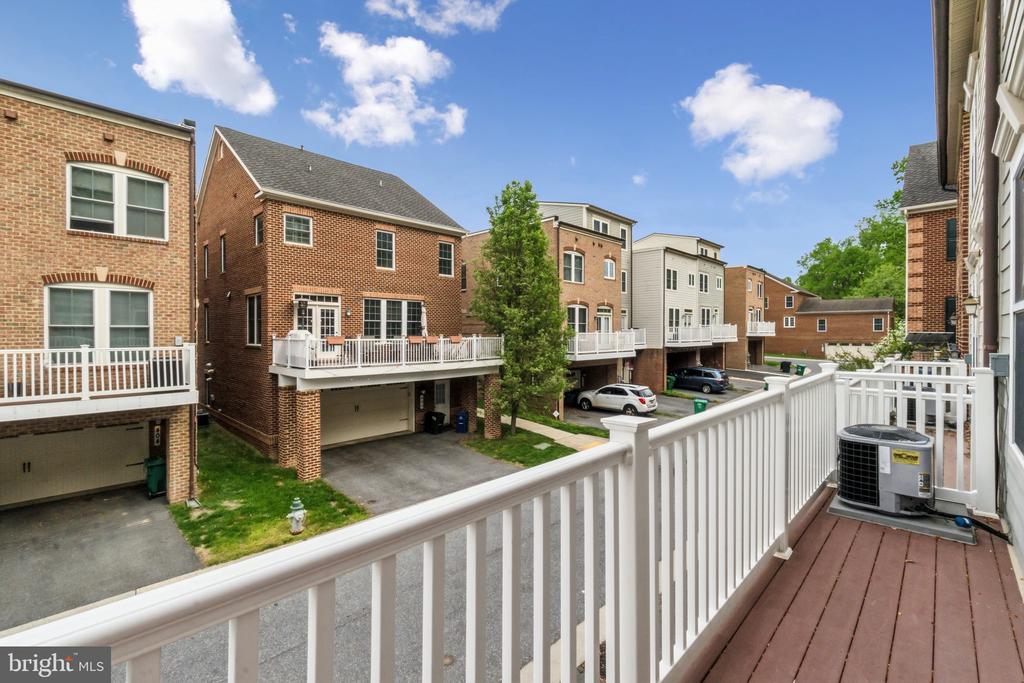 410 LADY FERN PLACE