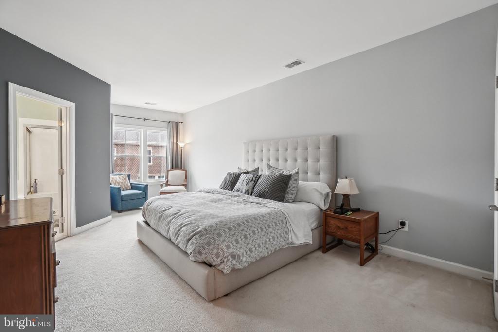 410 LADY FERN PLACE