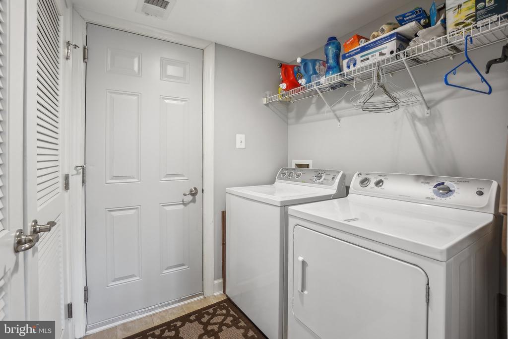 410 LADY FERN PLACE