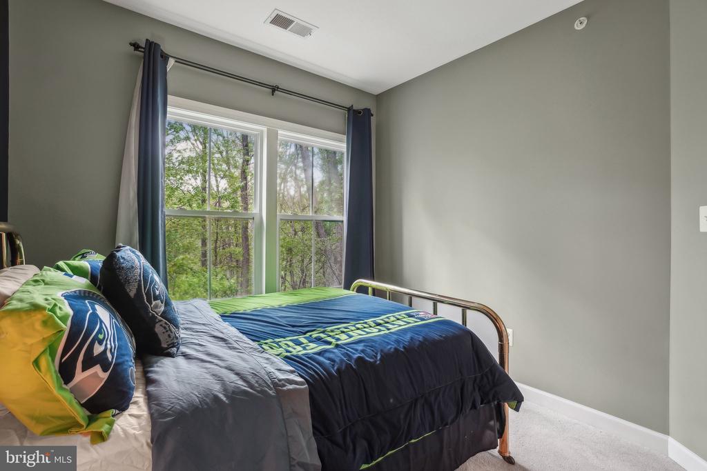 410 LADY FERN PLACE