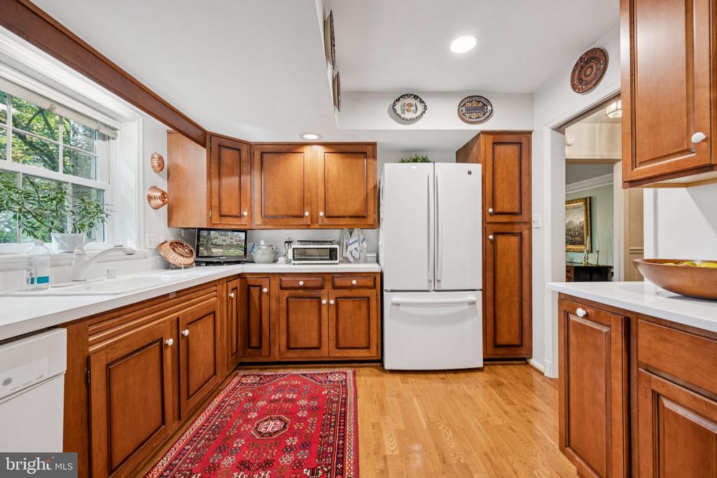 10906 WICKSHIRE WAY Unit: F-4