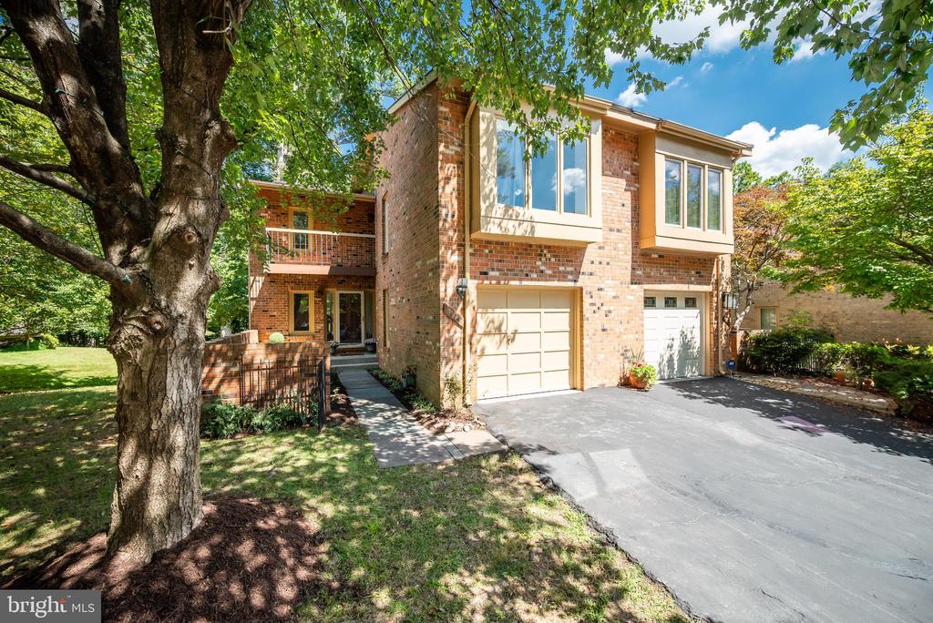 7729 WHITERIM TERRACE
