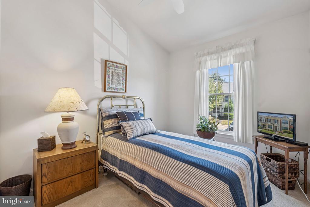 8656 FOUNTAIN VALLEY DRIVE