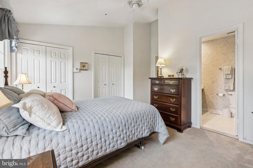 8656 FOUNTAIN VALLEY DRIVE