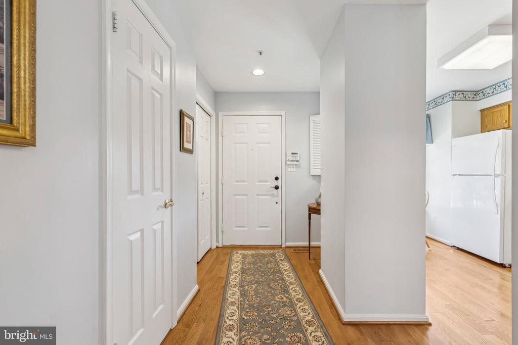 8656 FOUNTAIN VALLEY DRIVE