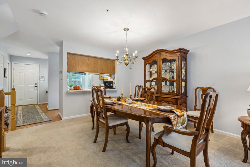 8656 FOUNTAIN VALLEY DRIVE