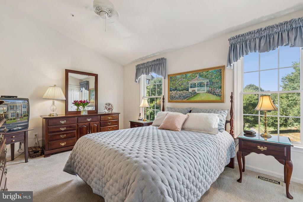 8656 FOUNTAIN VALLEY DRIVE