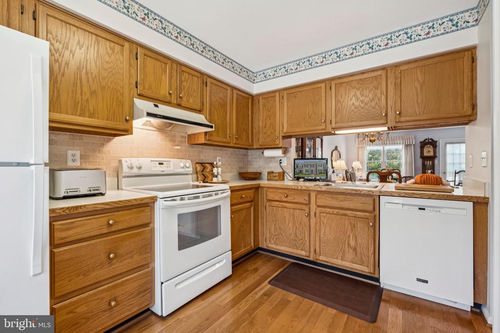 8656 FOUNTAIN VALLEY DRIVE