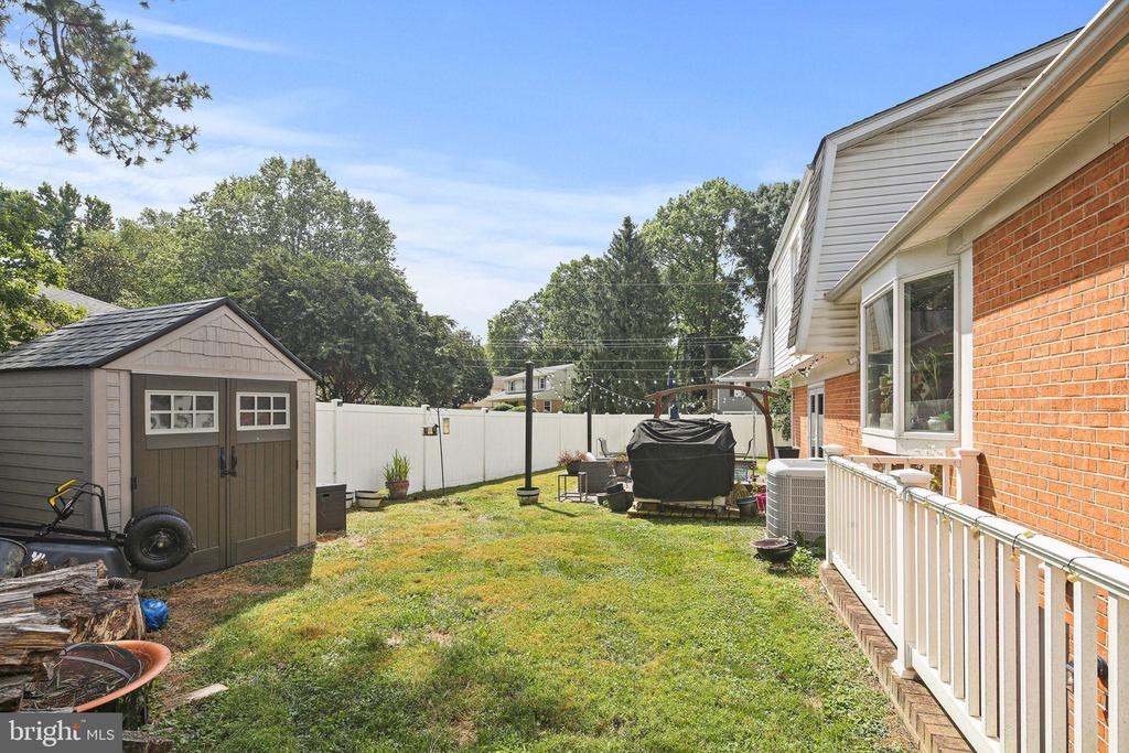 11811 COLDSTREAM