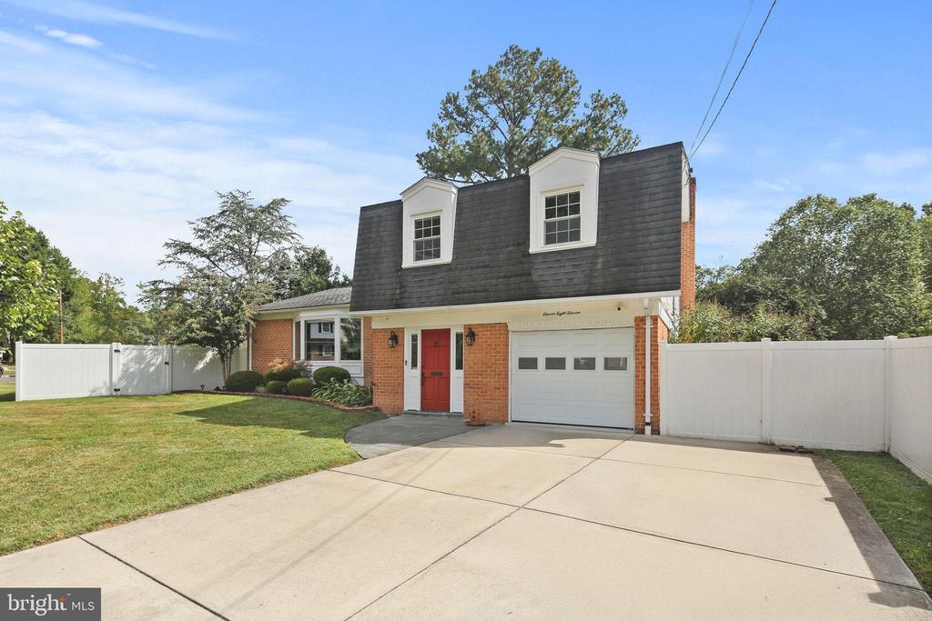 11811 COLDSTREAM