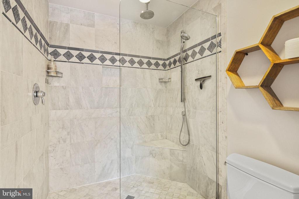 11811 COLDSTREAM