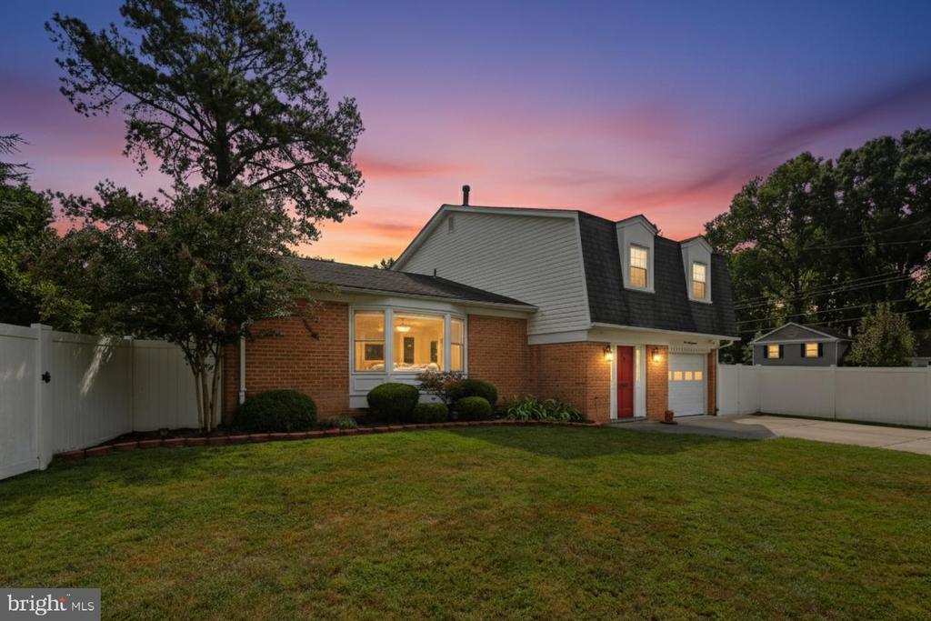 11811 COLDSTREAM