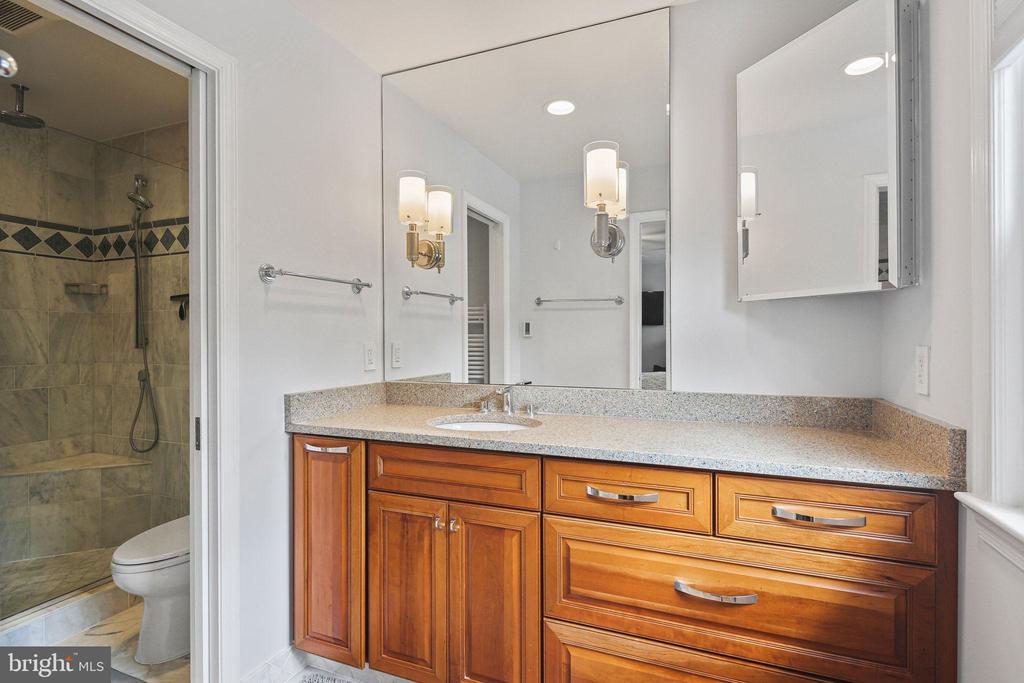 11811 COLDSTREAM