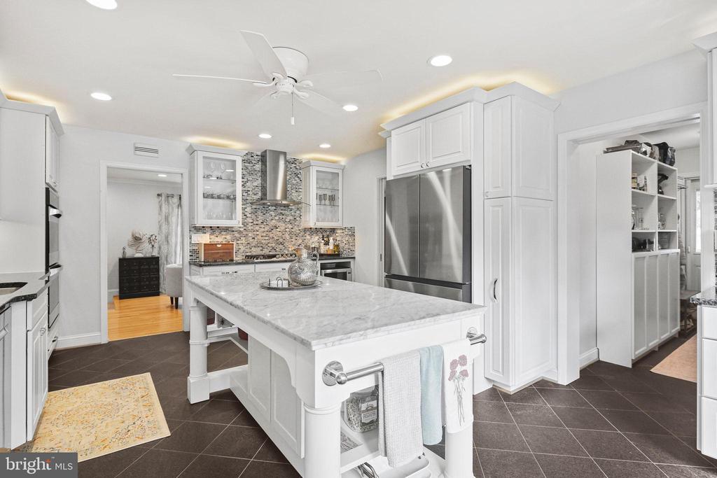 11811 COLDSTREAM