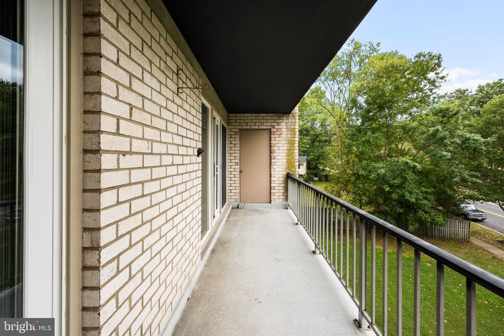 5578 BURNSIDE DRIVE Unit: 5578-5