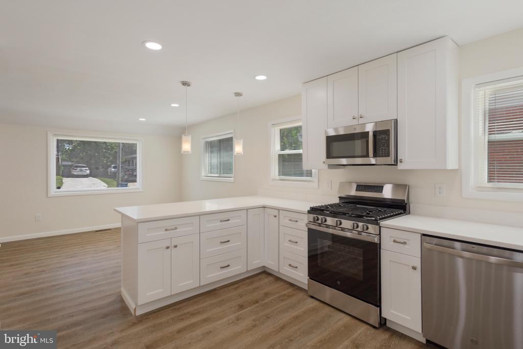 12608 FARNELL DRIVE